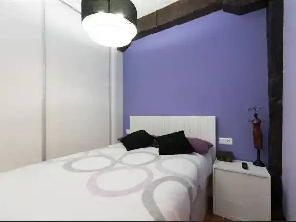 Habitación de Piso de alquiler en Bilbao  con Amueblado