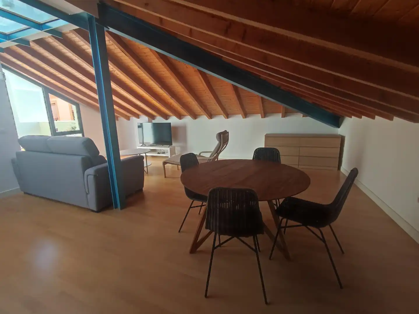 Wohnzimmer von Loft zur Miete in Málaga mit Klimaanlage, Terrasse und Möbliert