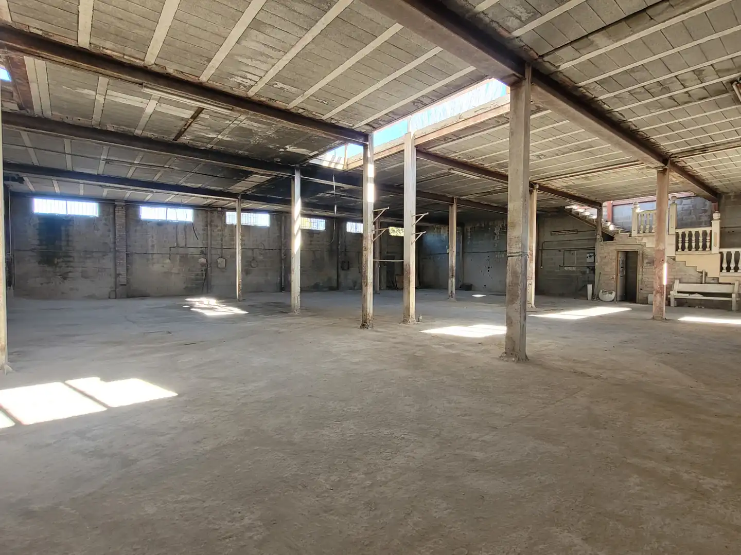 Nave industrial en venta en Maracena