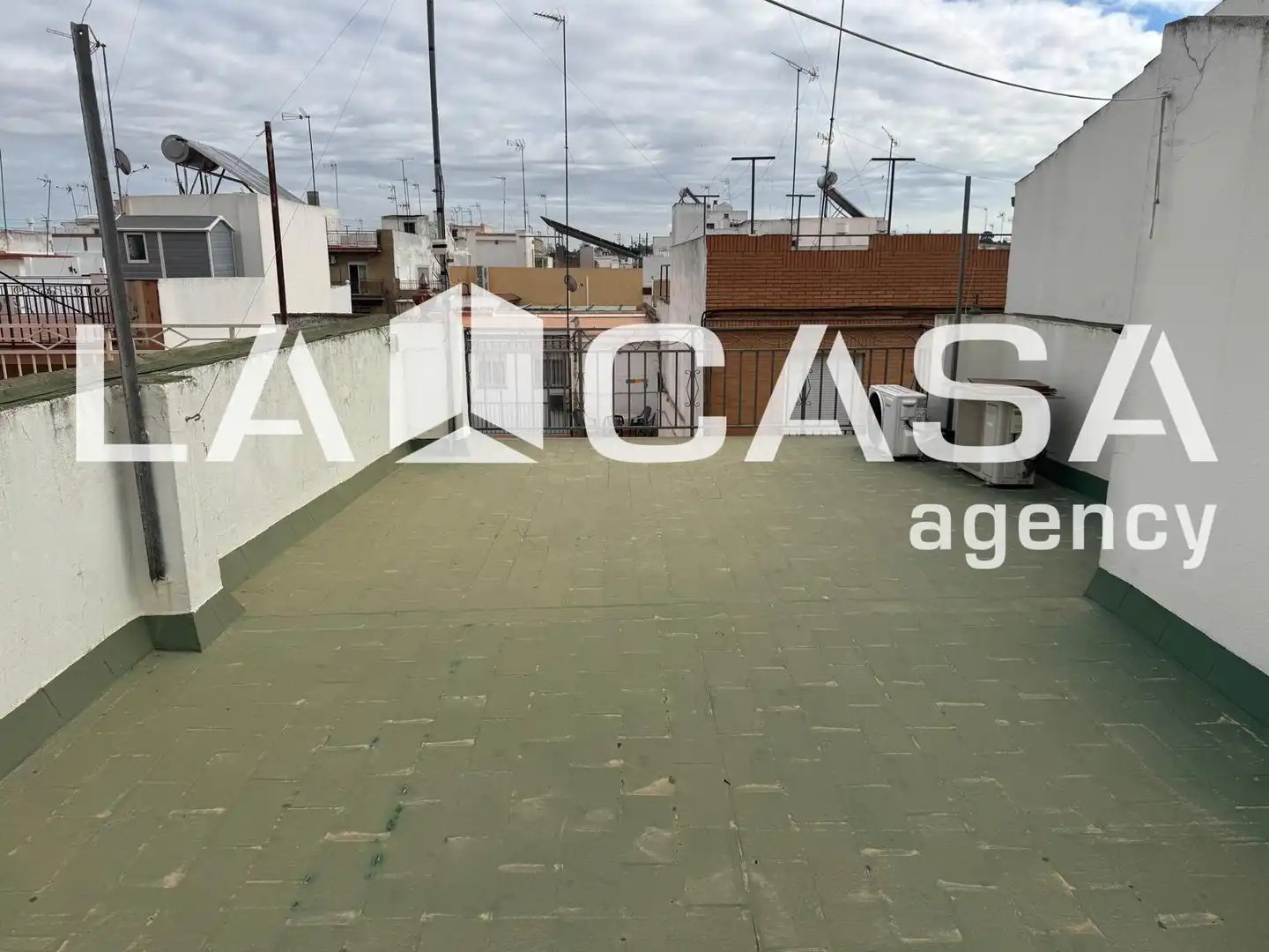 Terraza de Casa o chalet en venta en Sevilla con Aire acondicionado y Trastero
