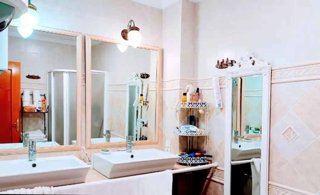 Badezimmer von Wohnung zur Miete in Canet d'En Berenguer mit Klimaanlage, Heizung und Terrasse