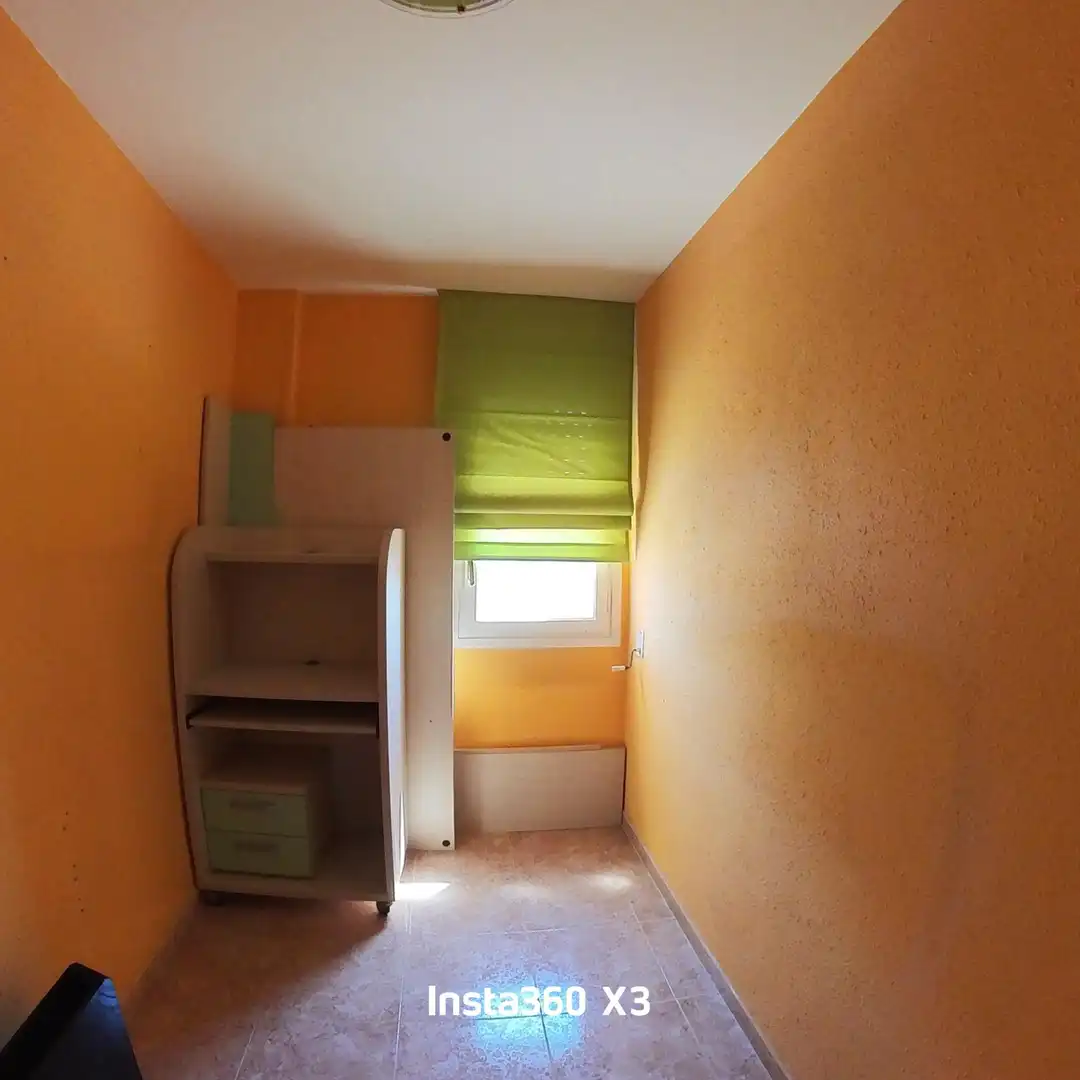 Habitación de Piso en venta en Deltebre con Aire acondicionado, Terraza y Trastero