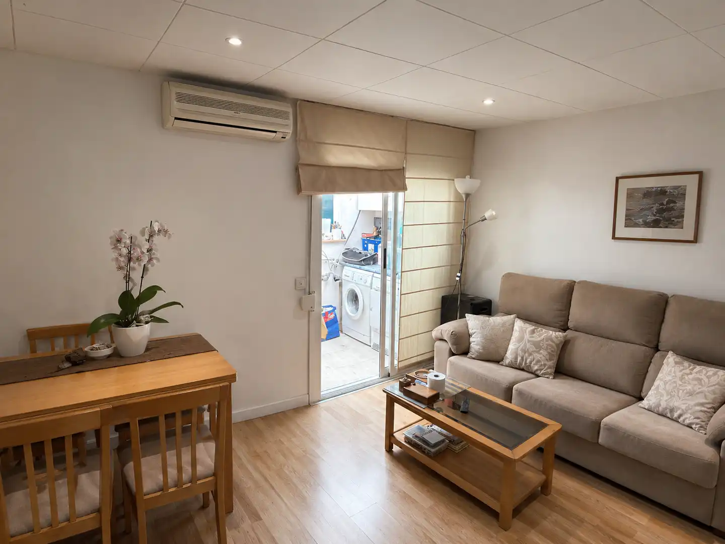 Wohnzimmer von Erdgeschoss zum Verkauf in Sant Boi de Llobregat