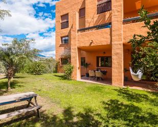 Jardí de Apartament en venda en Benahavís amb Aire condicionat, Jardí privat i Traster