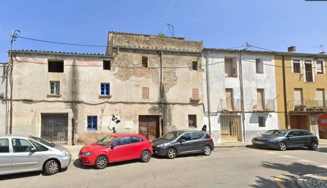 Casa-chalet en Venta en De la Vila, 19 en Barri Vell