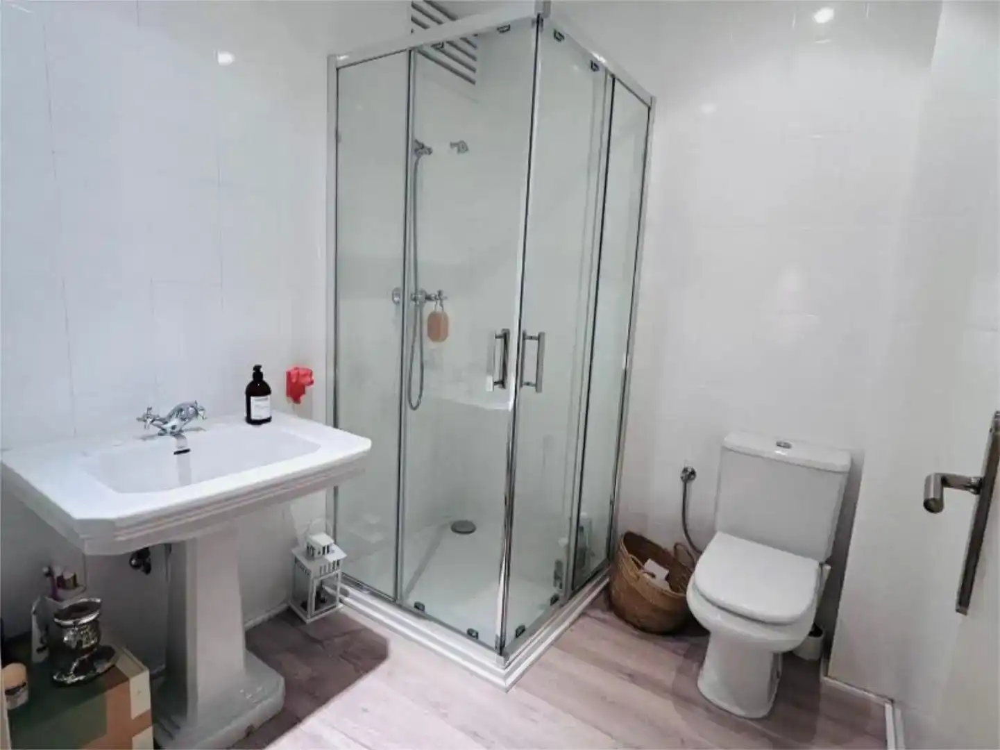 Bathroom of Houses for sale in Argentona  with Air Conditioner and Balcony