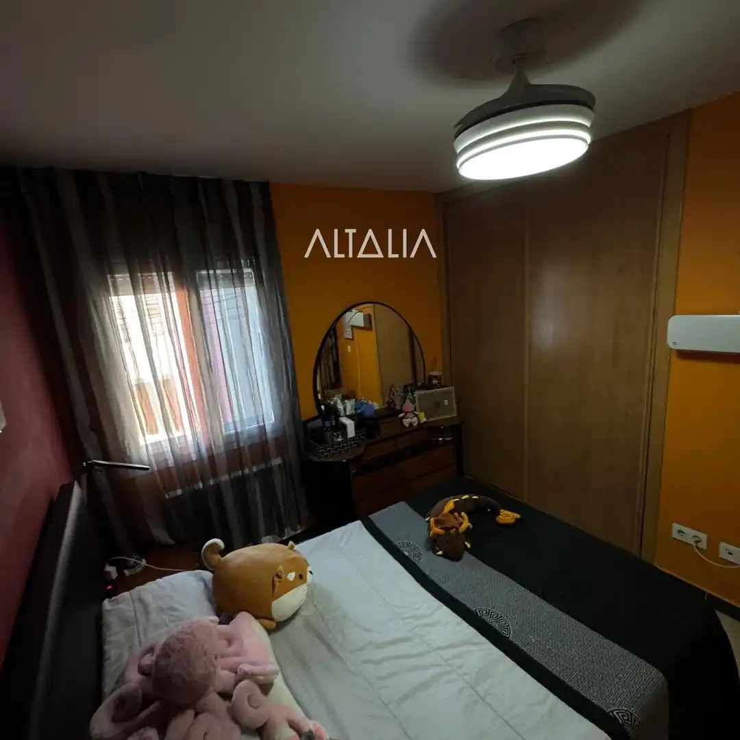 Schlafzimmer von Wohnung zum Verkauf in Chillarón de Cuenca mit Heizung