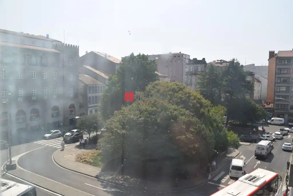 Vista exterior de Piso en venta en Santiago de Compostela 
