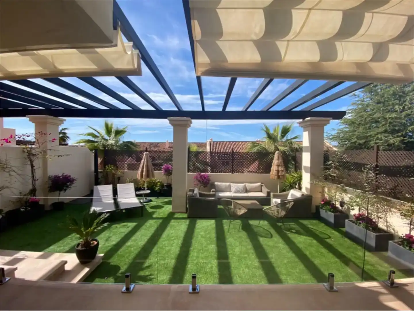 Terrassa de Apartament en venda en Marbella amb Aire condicionat i Piscina