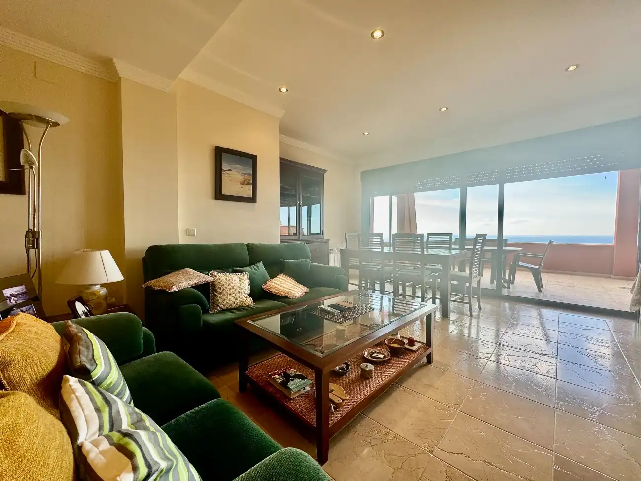 Living room of Apartments for sale in Marbella  with Terrace, Storage room and Furnished