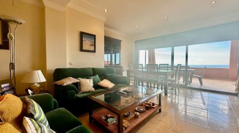 Foto 3 de Apartament en venda a El Rosario - Ricmar, Marbella