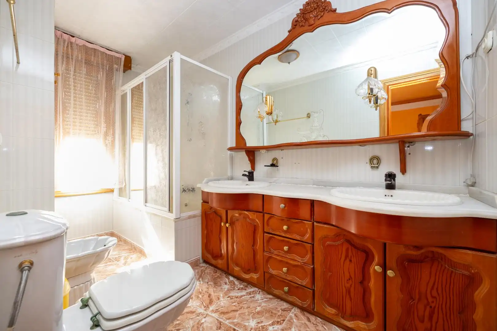 Baño de Edificio en venta en Lanjarón