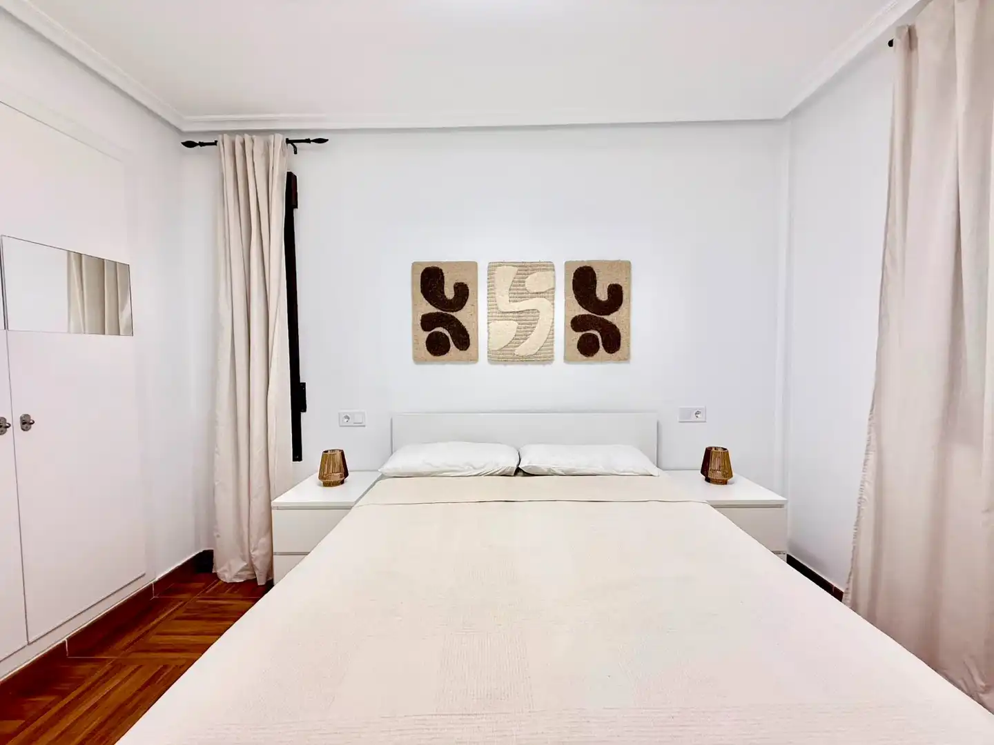 Habitación de Casa o chalet de alquiler en Torrevieja con Aire acondicionado, Amueblado y Horno