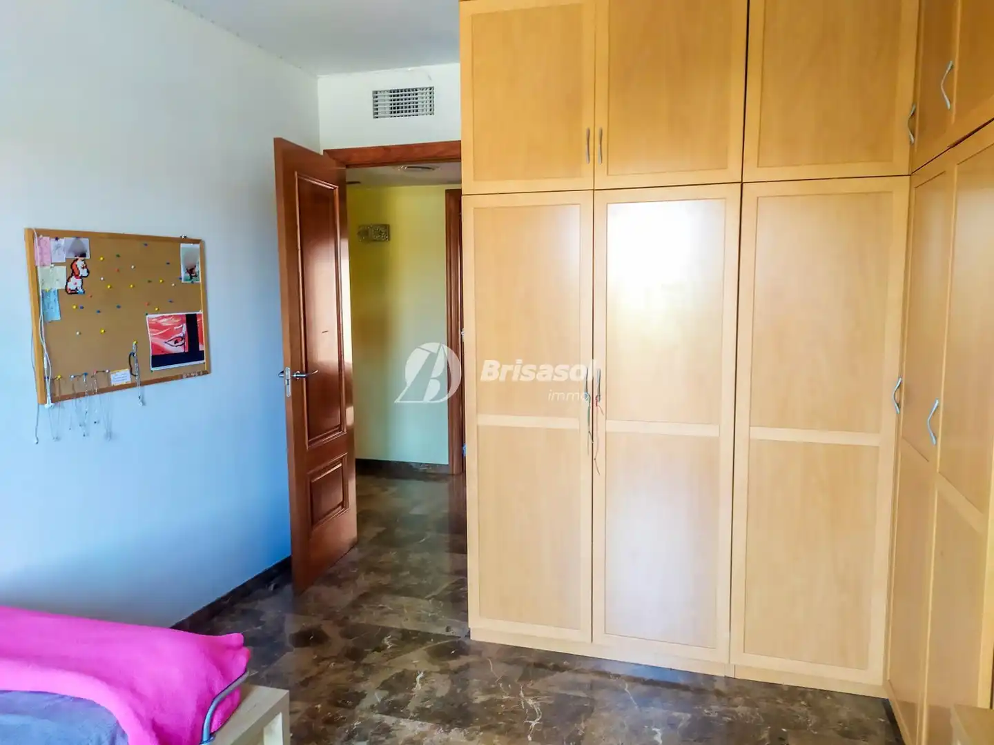 Habitación de Casa adosada en venta en Cambrils con Aire acondicionado, Calefacción y Jardín privado