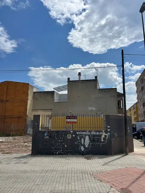 Residential land for sale in Avinguda del Mestre Serrano 64