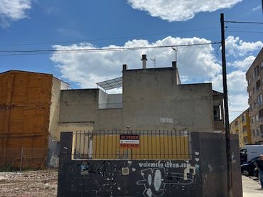 Terreno residencial en venta en Avinguda del Mestre Serrano 64