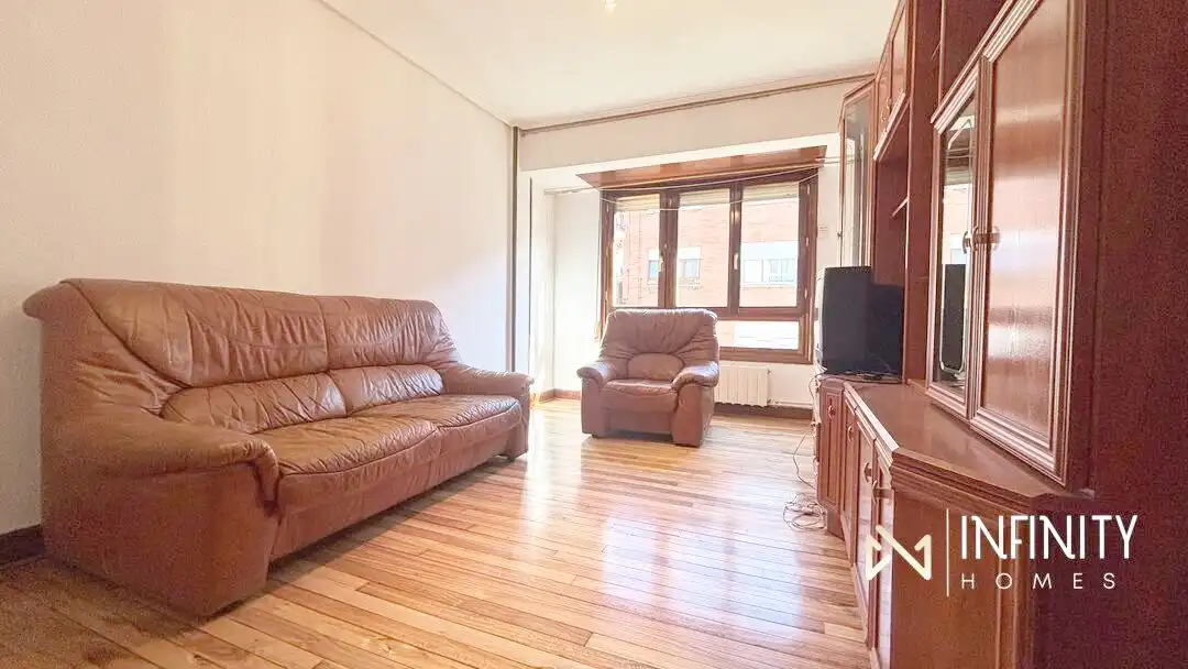Living room of Flat for rent in Galdakao  with Heating, Terrace and Furnished