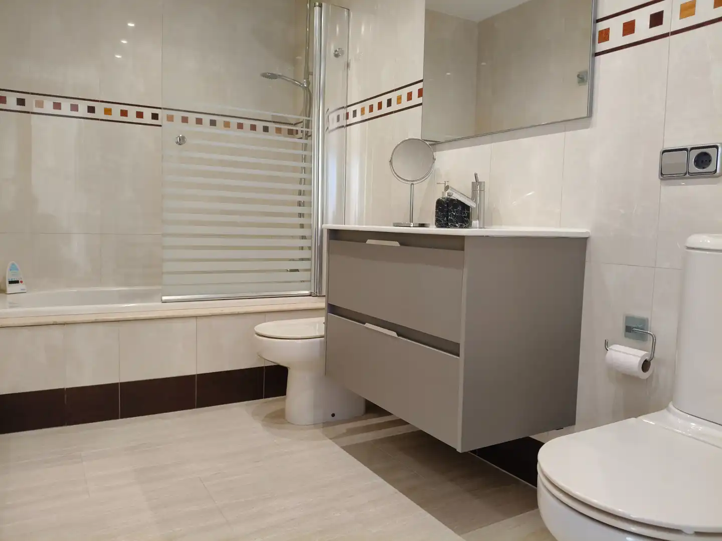 Baño de Ático en venta en Gandia con Aire acondicionado, Terraza y Amueblado