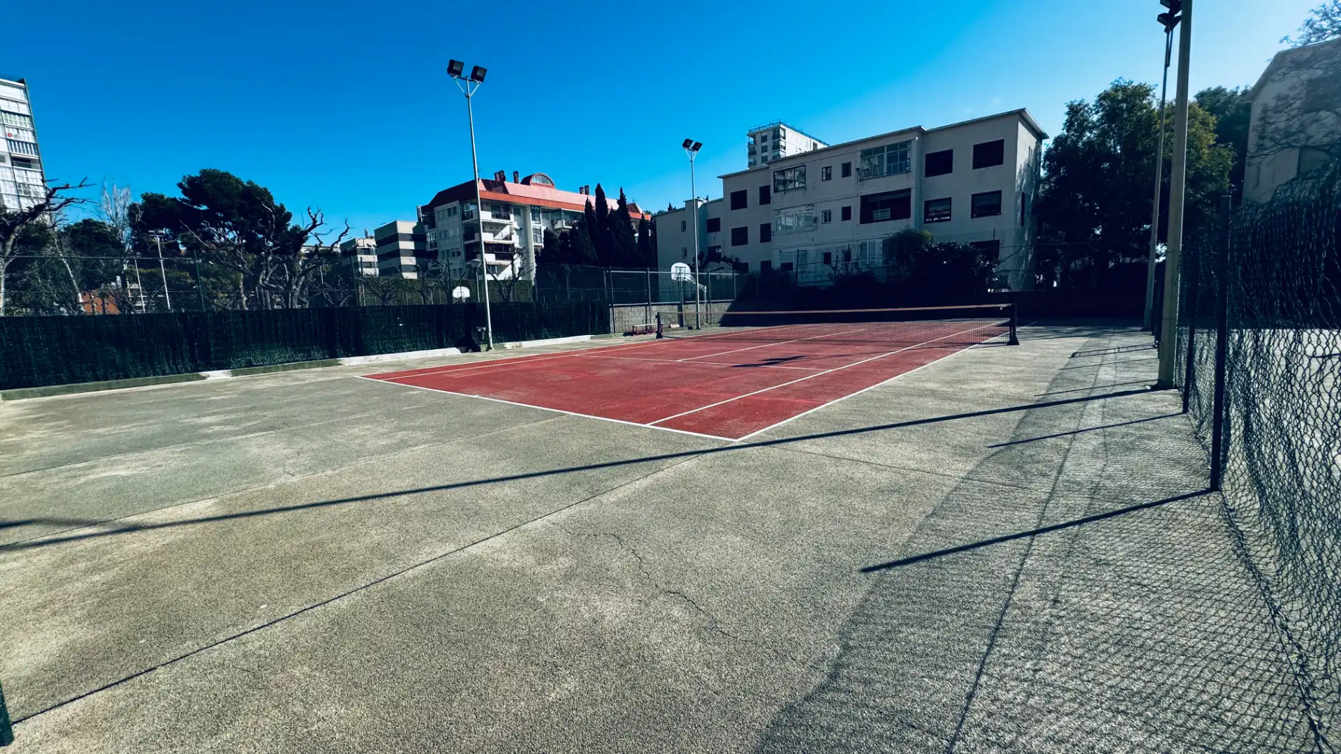 Vista exterior de Apartament en venda en Benicasim / Benicàssim amb Jardí privat, Terrassa i Moblat