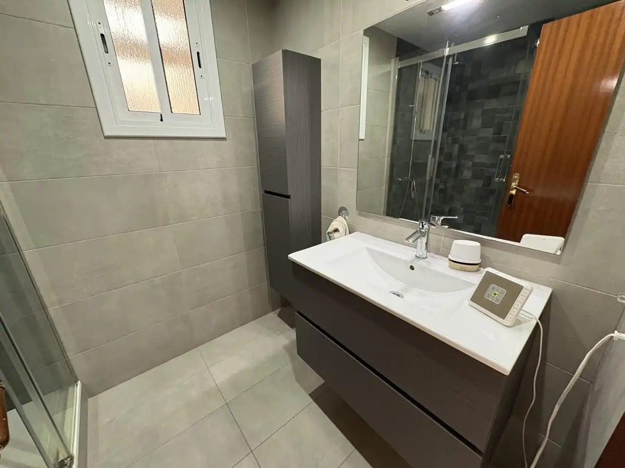 Baño de Piso en venta en Badalona con Aire acondicionado y Terraza