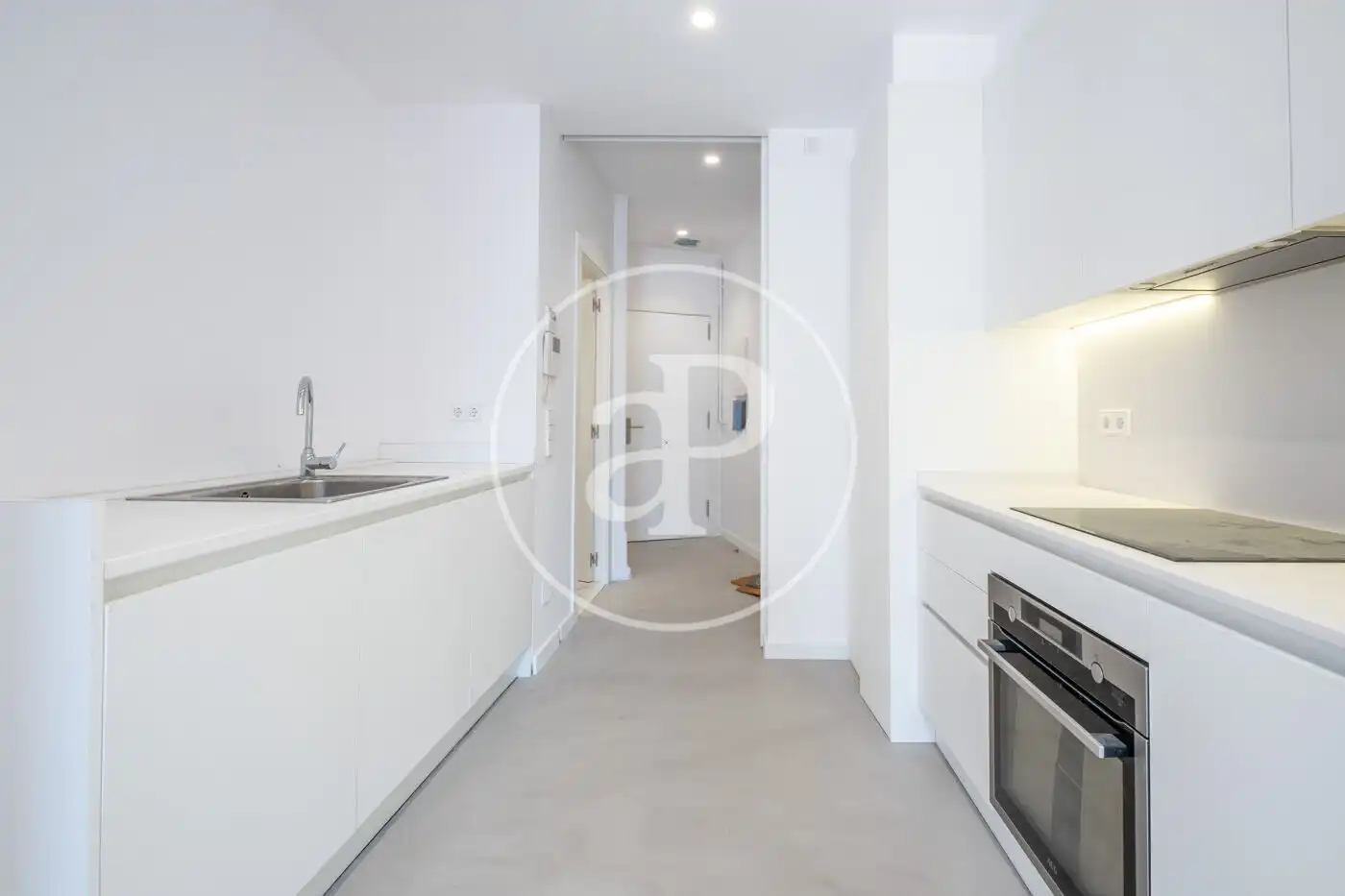 Kitchen of Flat for rent in Barcelona  with Air Conditioner, Heating and Balcony