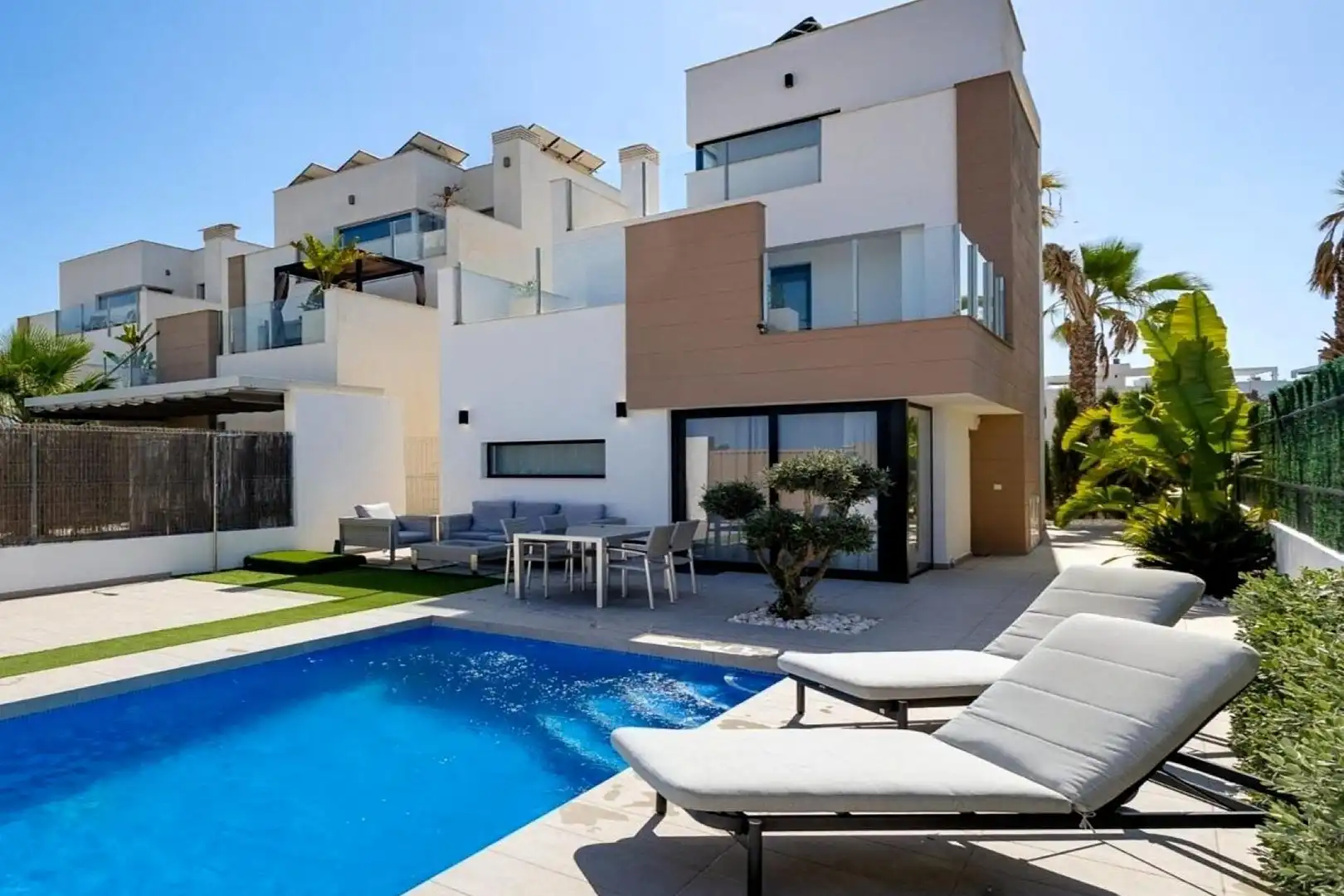 Villa avec terrasse à vendre à Carrer C. la Rambla 44