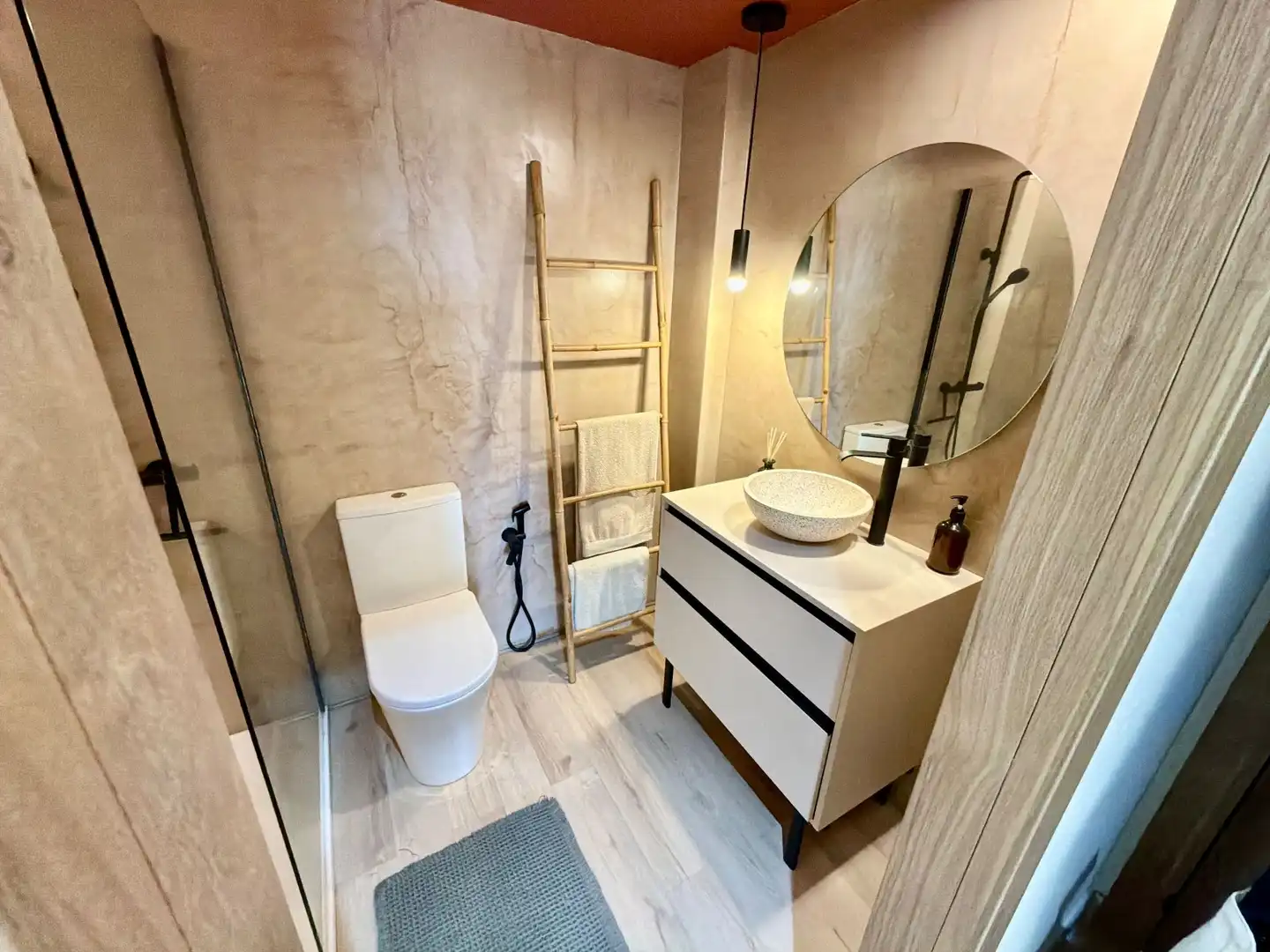 Bathroom of Apartments for sale in Alboraya  with Air Conditioner and Storage room