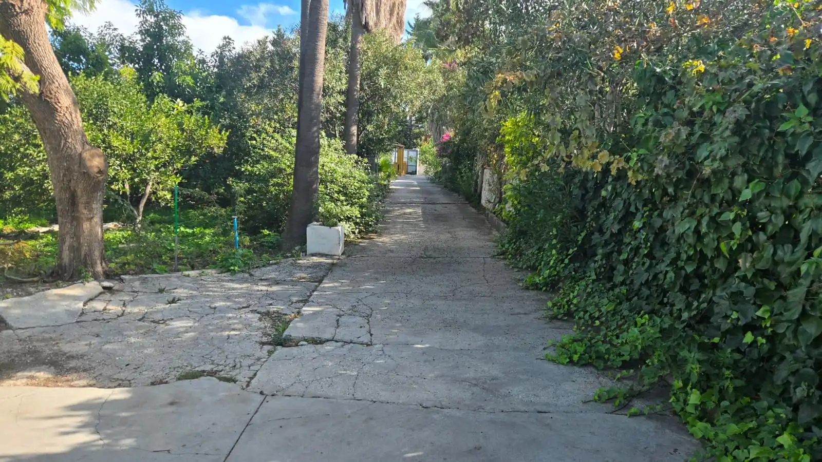 Exterior view of Houses for sale in Alhaurín de la Torre  with Air Conditioner, Private garden and Storage room