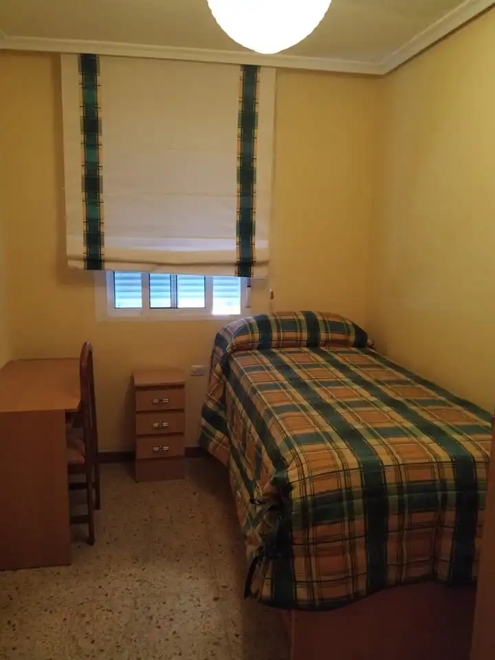 Bedroom of Flat for sale in Plasencia  with Furnished