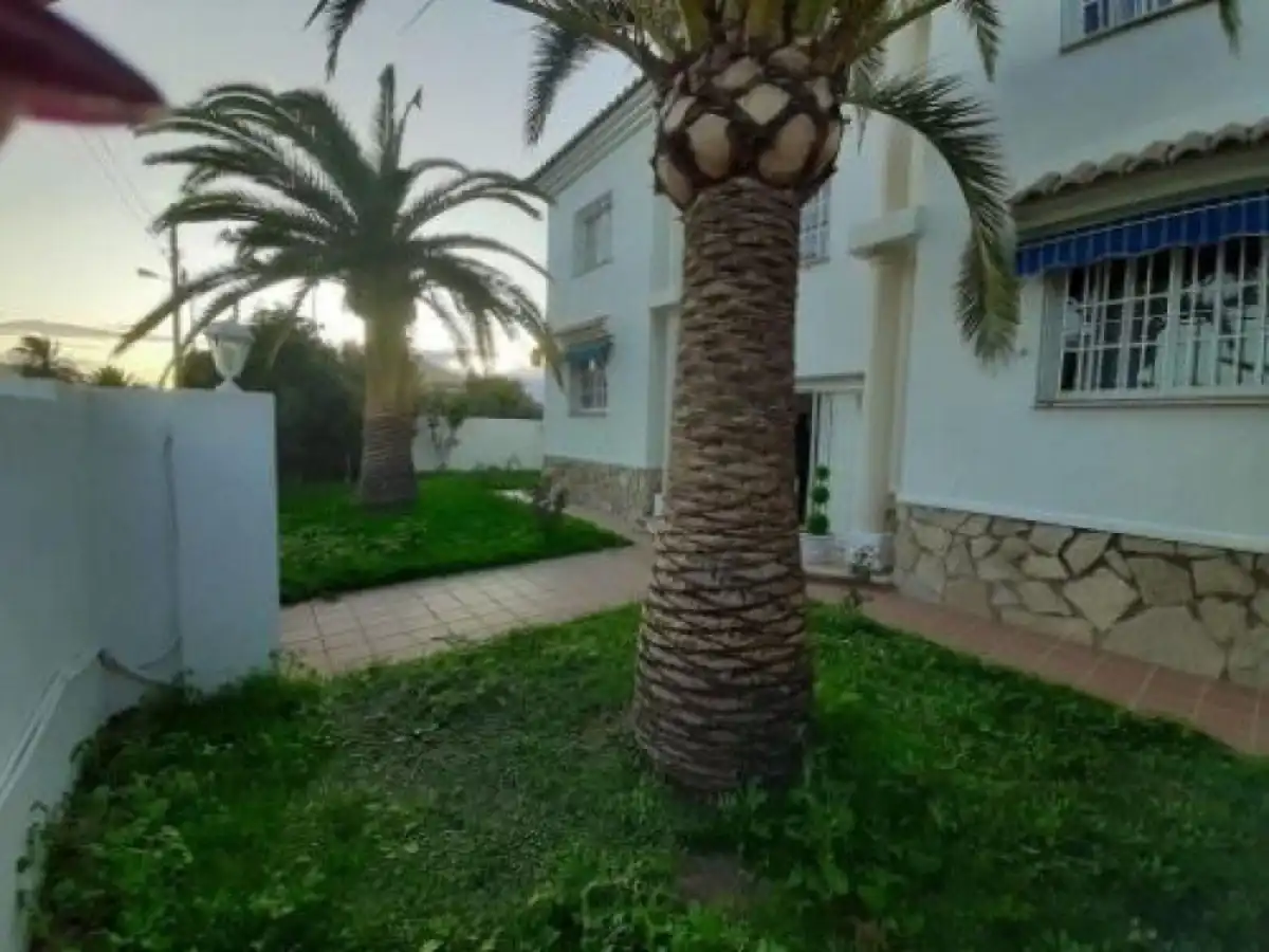 Jardí de Casa o xalet de lloguer en L'Eliana amb Aire condicionat, Jardí privat i Terrassa