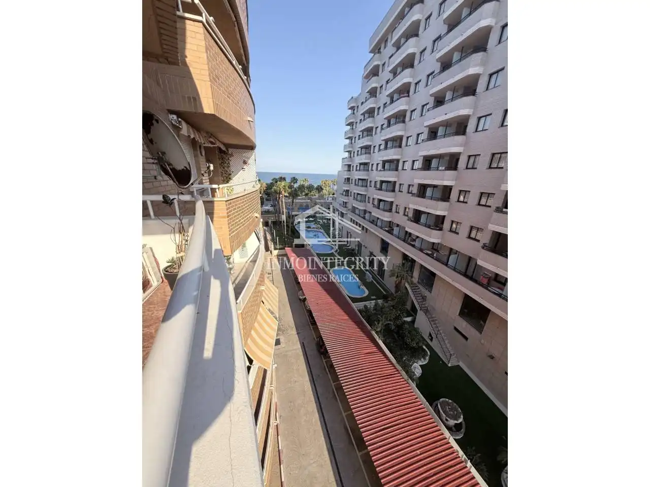 Vista exterior de Apartament en venda en Oropesa del Mar / Orpesa amb Aire condicionat, Terrassa i Moblat