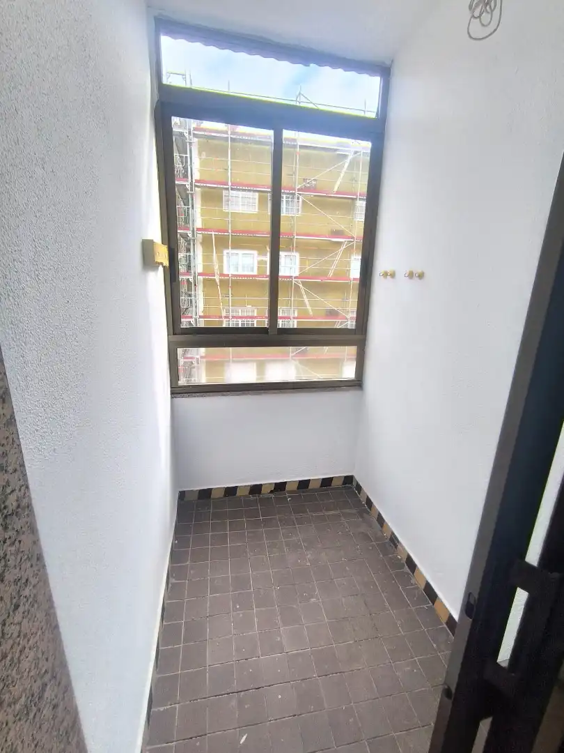 Terraza de Piso en venta en Pontevedra Capital  con Calefacción, Parquet y Trastero