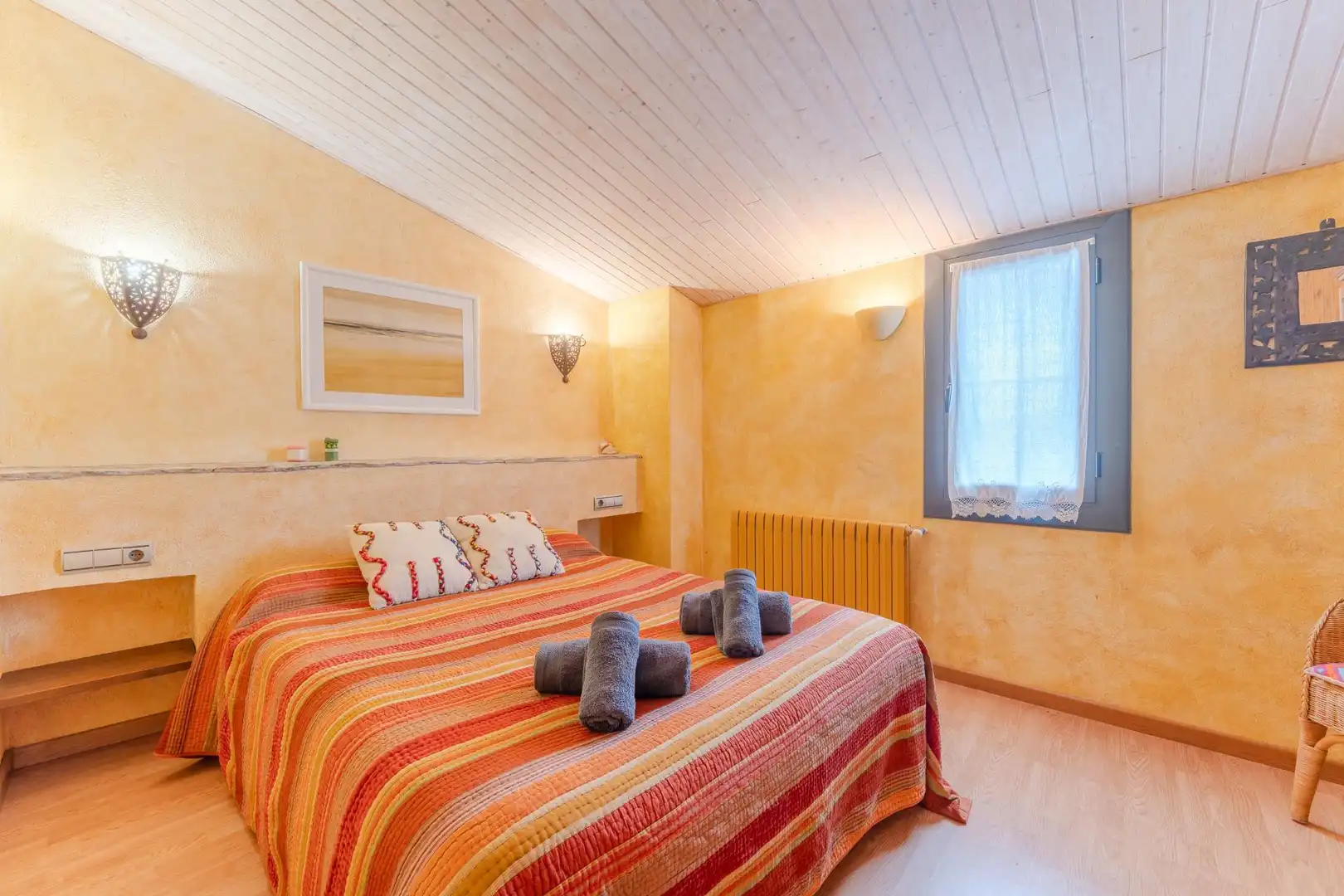 Habitación de Finca rústica en venta en Bescanó con Calefacción, Jardín privado y Trastero