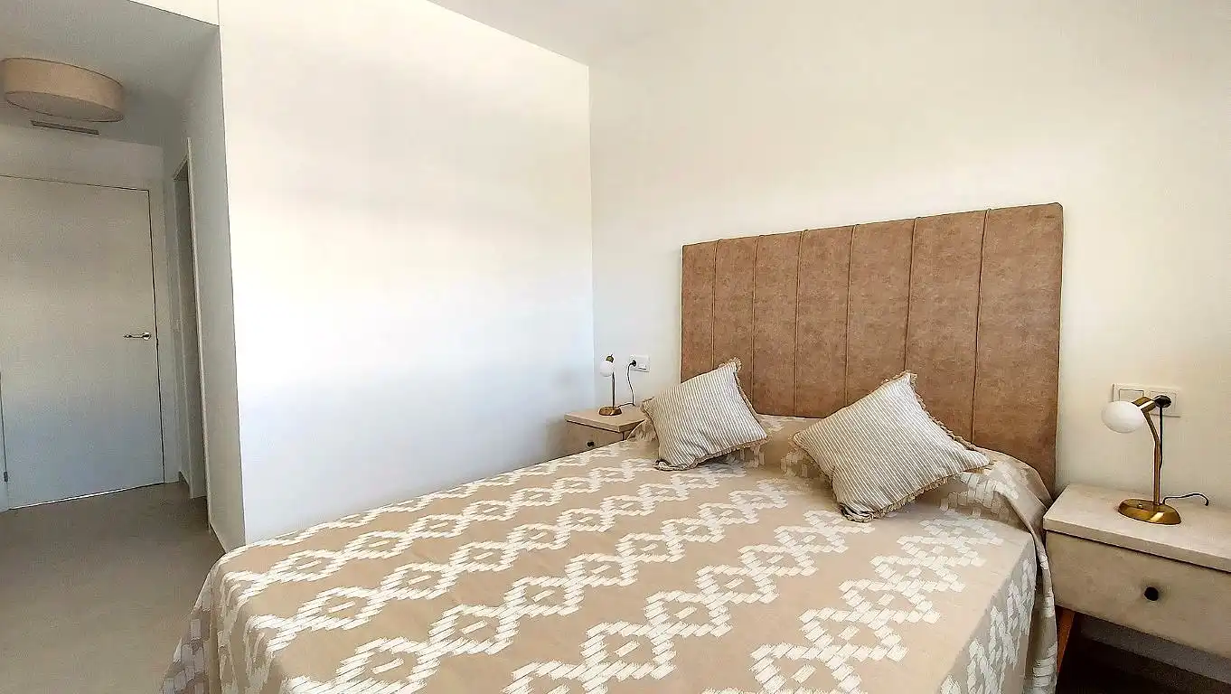 Habitación de Apartamento en venta en San Miguel de Salinas con Aire acondicionado, Calefacción y Trastero
