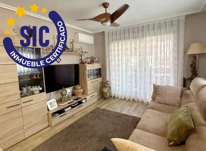 Sala d'estar de Apartament en venda en Oropesa del Mar / Orpesa amb Aire condicionat, Calefacció i Jardí privat