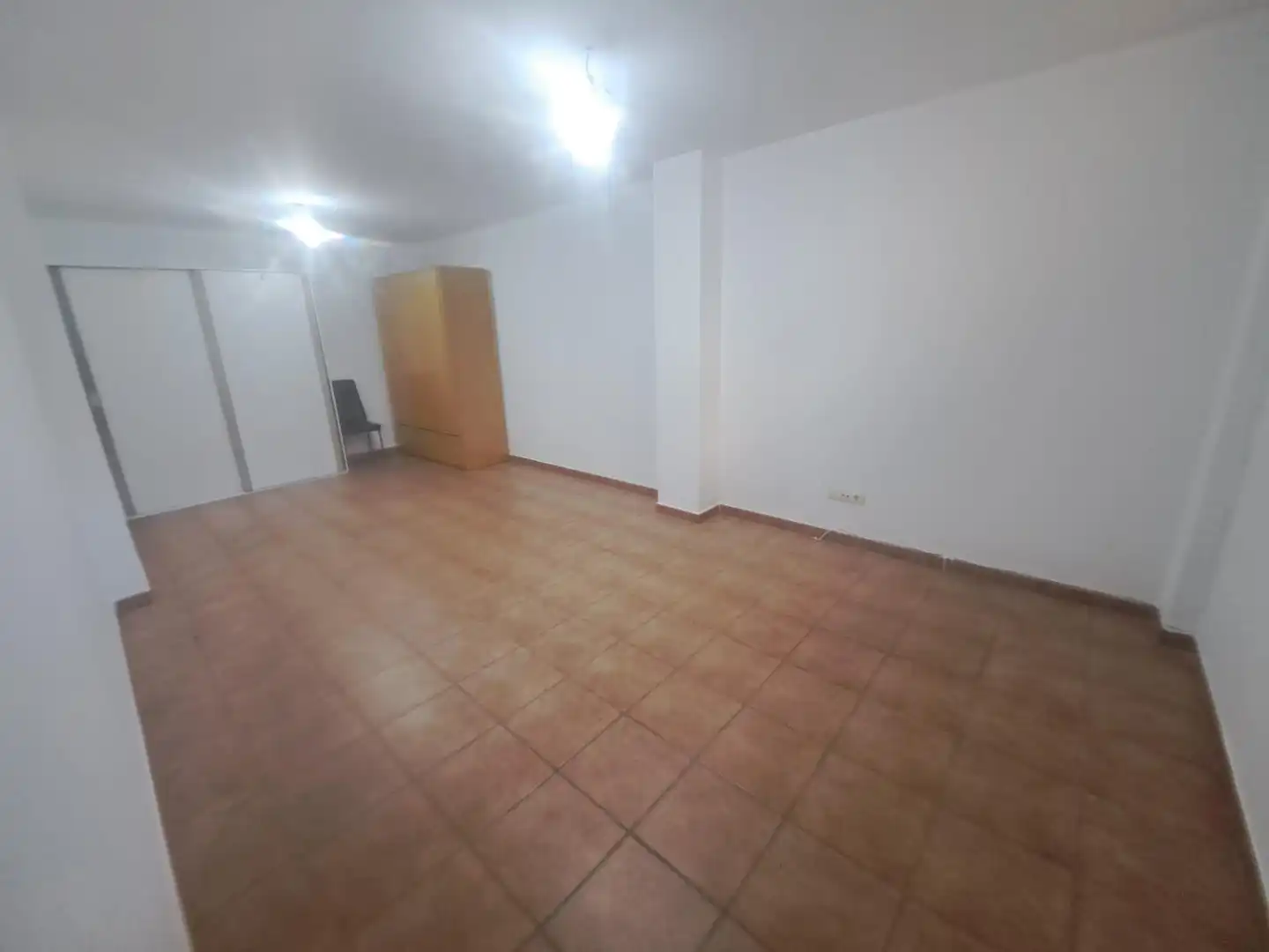 Casa adosada en venta en Bembibre con Calefacción, Terraza y Balcón