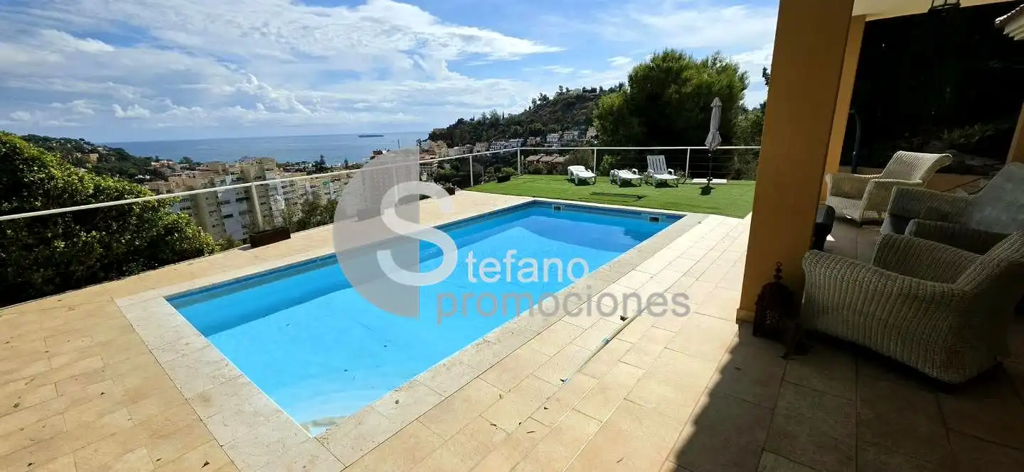 Piscina de Casa o chalet en venta en Este