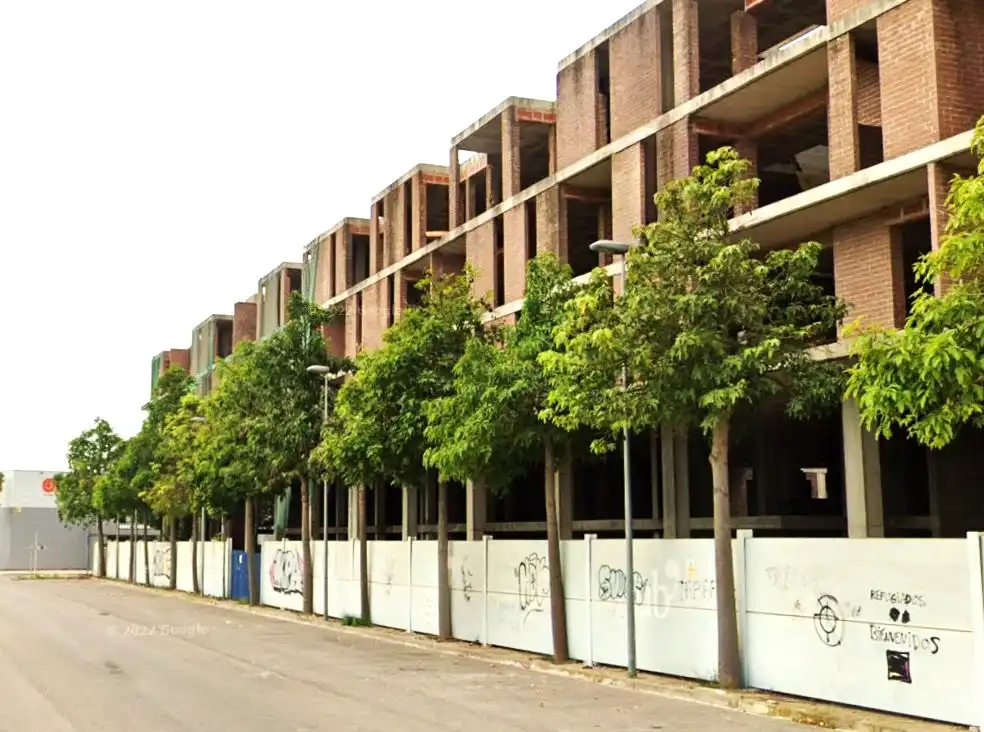 Gebäude zum Verkauf in Carrer de l'Abadessa Emma, 63, El Tancat - Mas d'en Gual