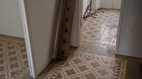VENTA AMPLIA CASA CÉNTRICA