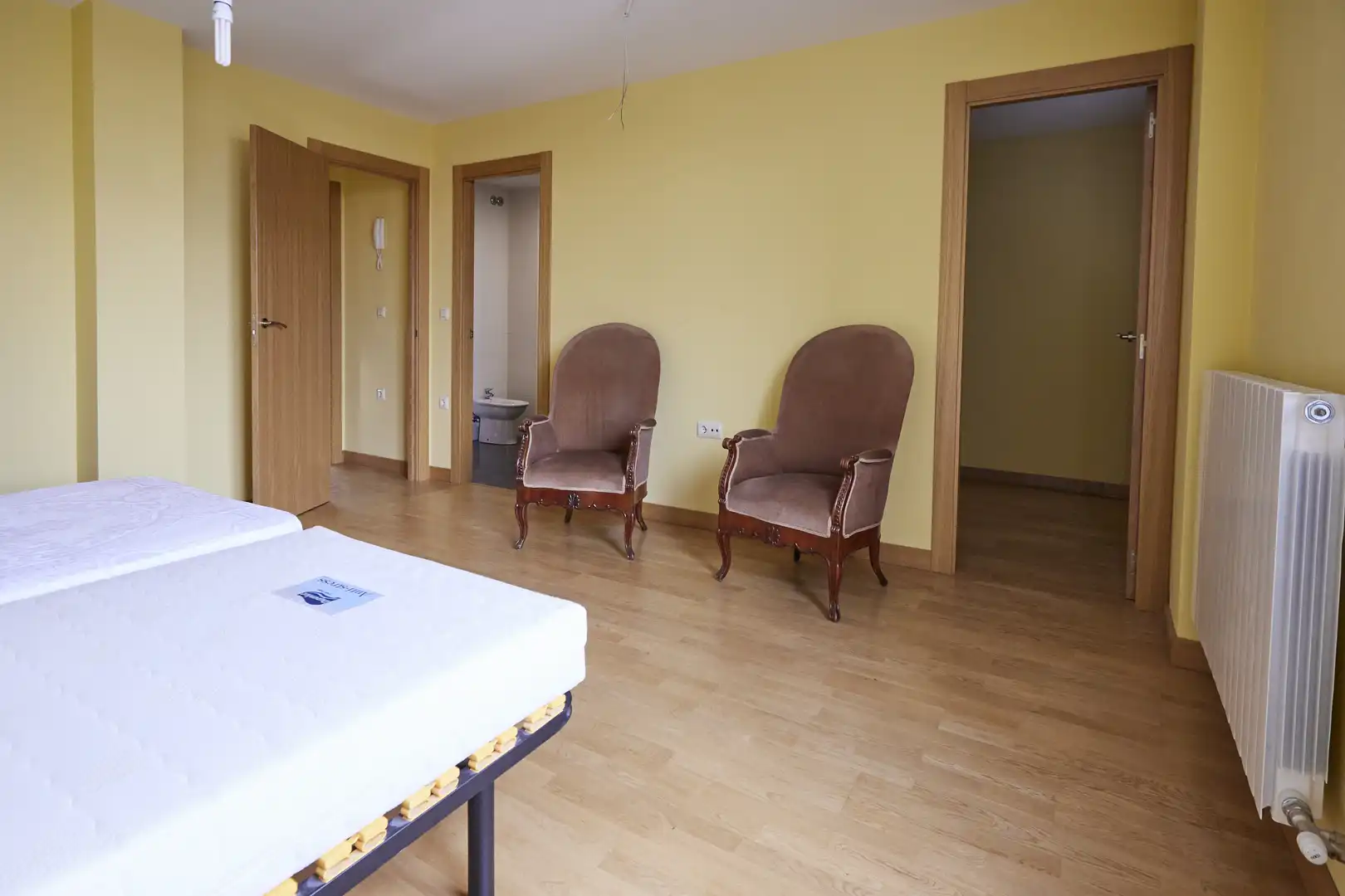 Dormitori de Casa adosada en venda en Rincón de Soto amb Calefacció, Parquet i Terrassa