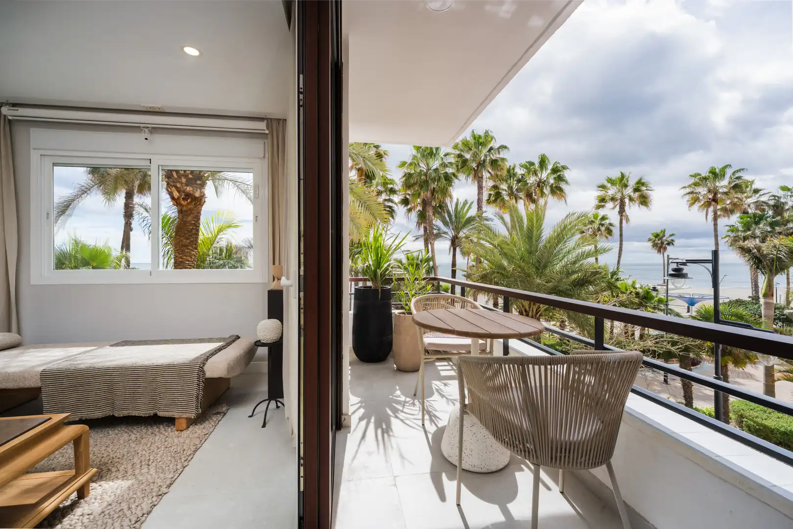 Apartament amb terrassa en venda a Estepona Pueblo, imagen 2