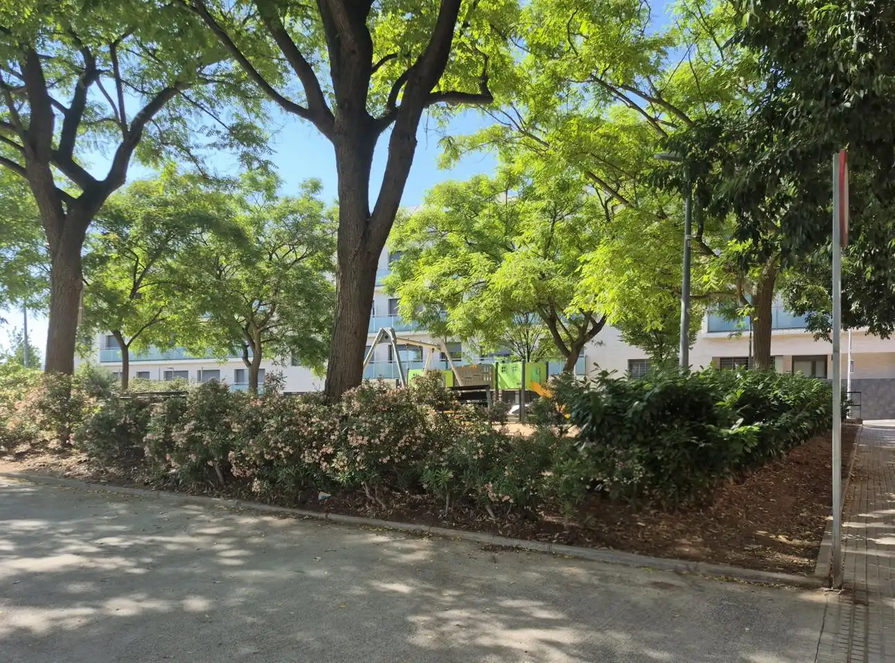 Vista exterior de Piso en venta en Terrassa con Calefacción, Terraza y Balcón