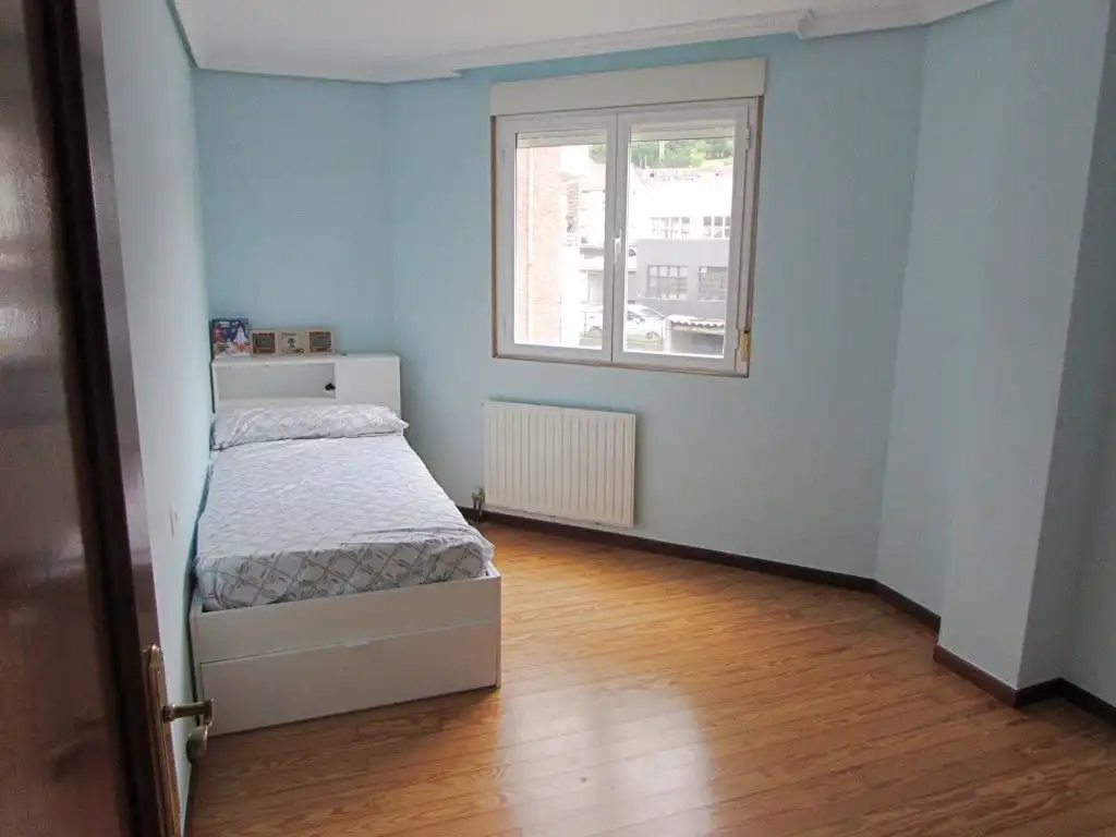 Bedroom of Flat for sale in Piélagos  with Heating, Parquet flooring and Storage room