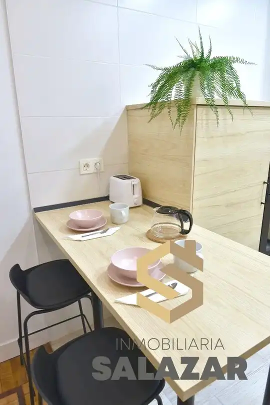 Cocina de Piso de alquiler en Bilbao  con Calefacción