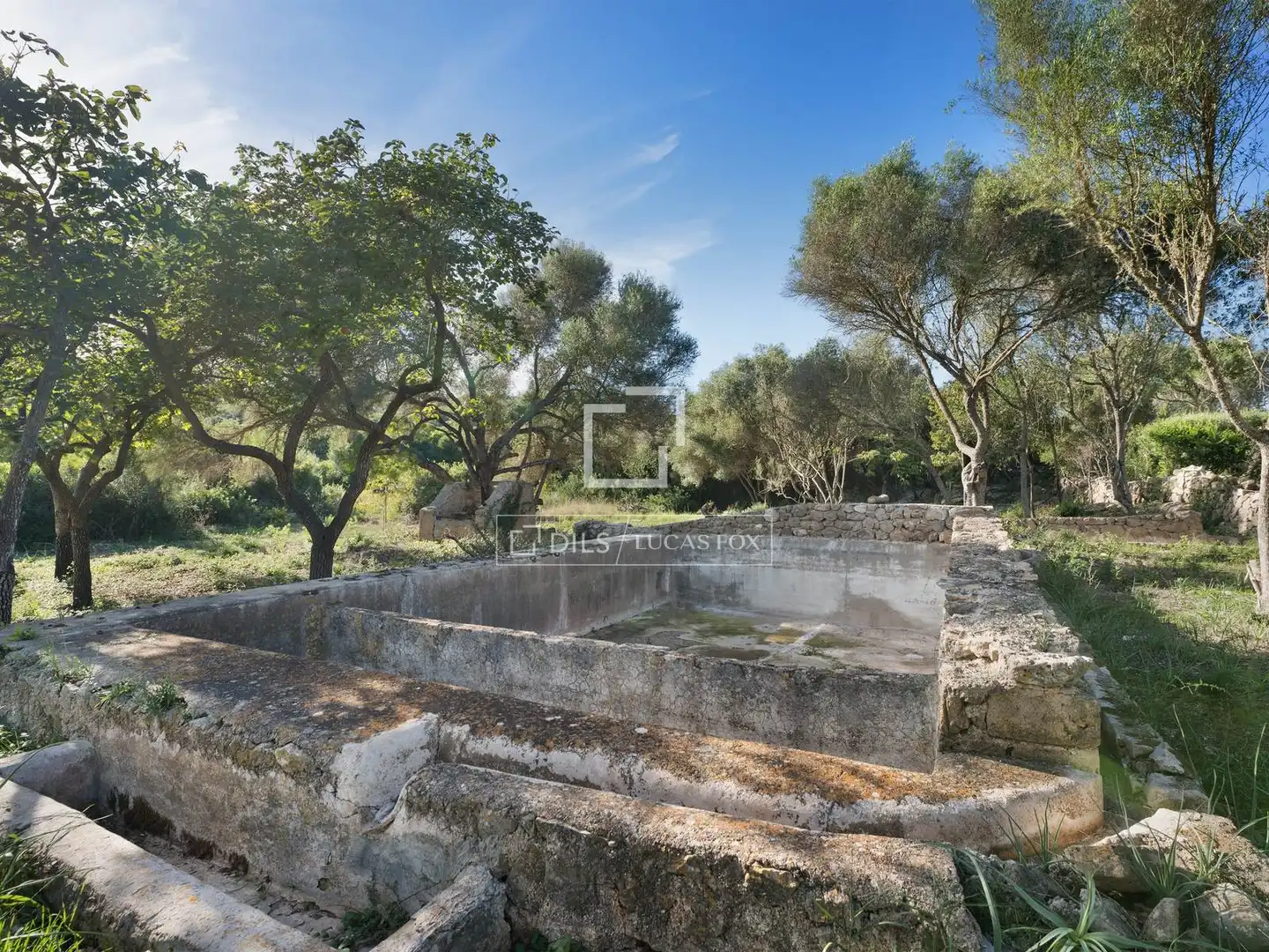 Country homes for sale in Capdepera  with Air Conditioner, Heating and Private garden