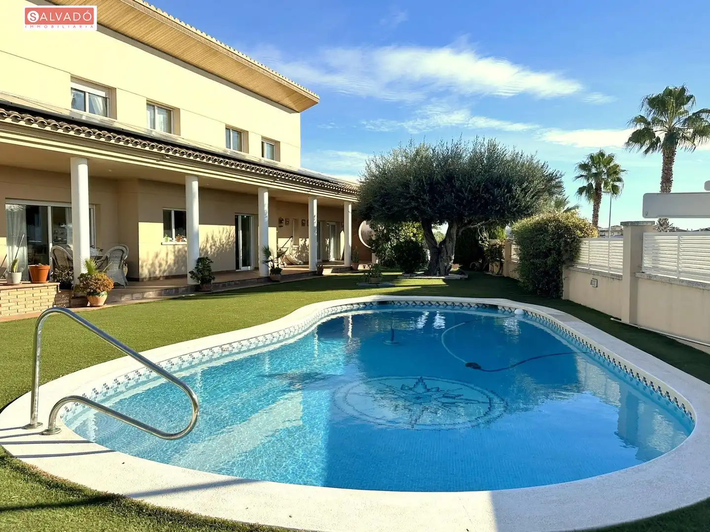 Swimming pool of Houses for sale in Calafell  with Air Conditioner, Heating and Private garden