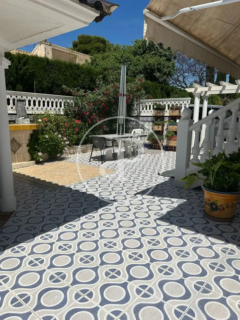 Terrace of Houses for sale in San Vicente del Raspeig / Sant Vicent del Raspeig  with Air Conditioner, Heating and Private garden