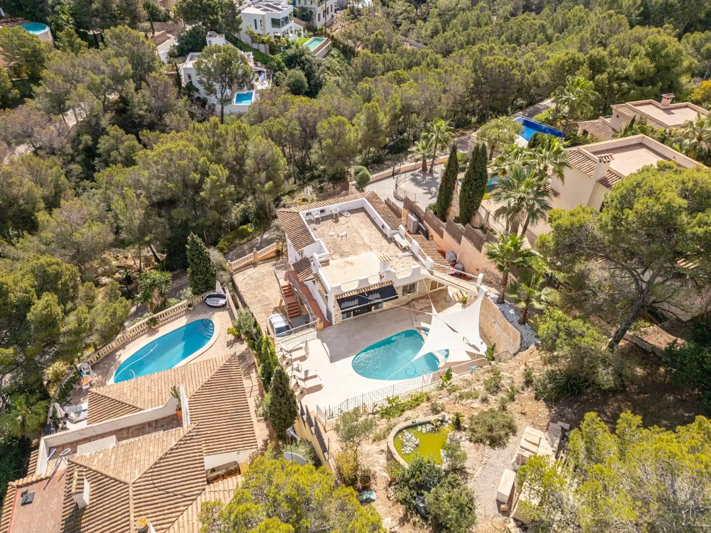 Vista exterior de Casa o xalet en venda en Calvià amb Aire condicionat, Calefacció i Jardí privat