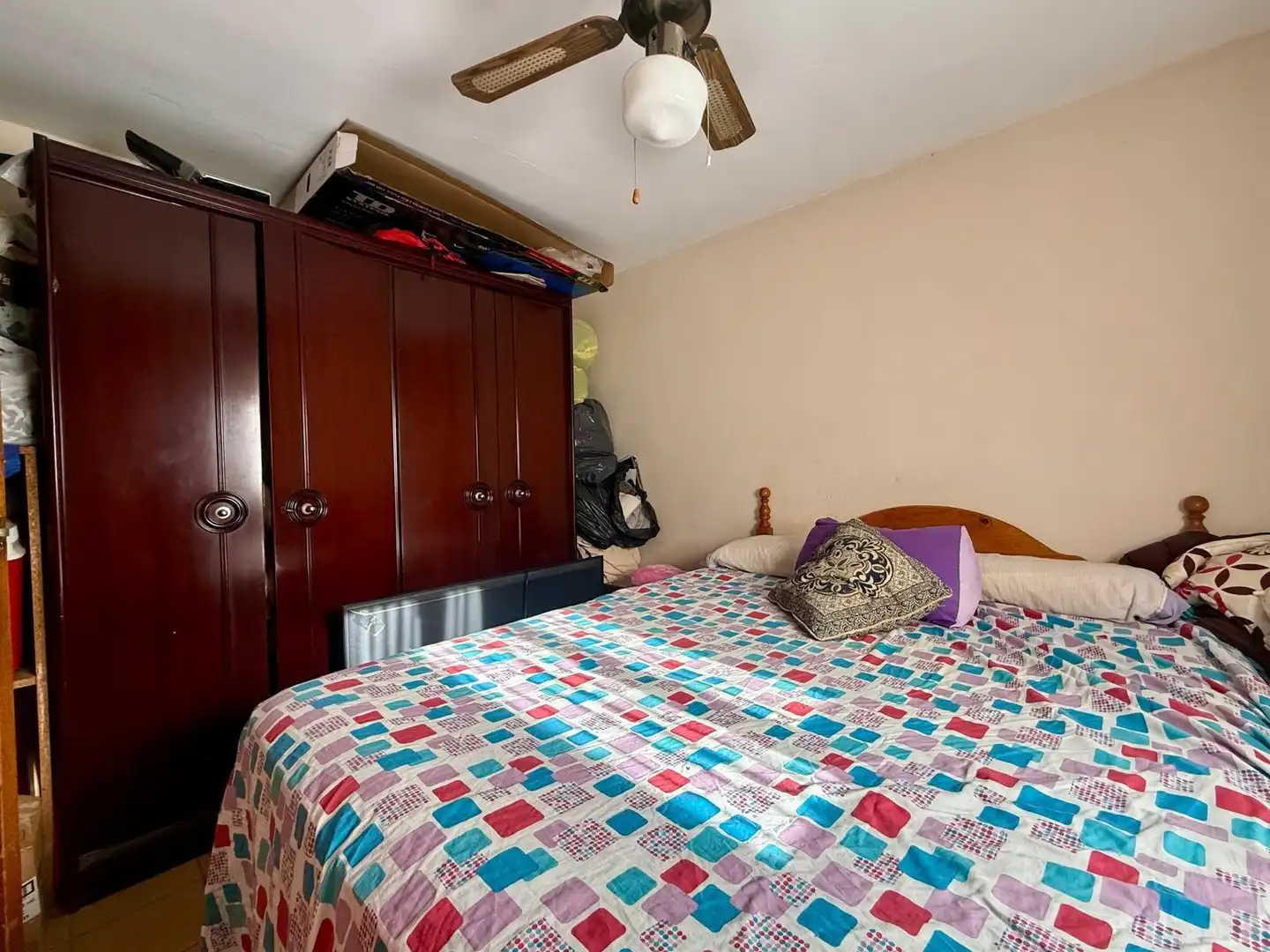 Habitación de Piso en venta en Sevilla