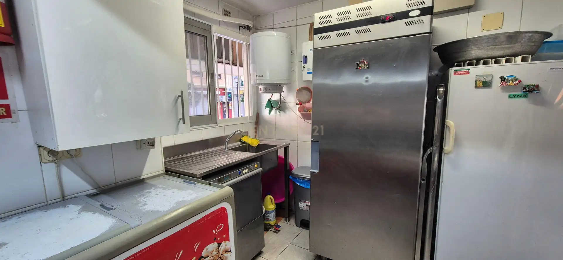Cocina de Local en traspaso en Fuengirola con Aire acondicionado y Alarma